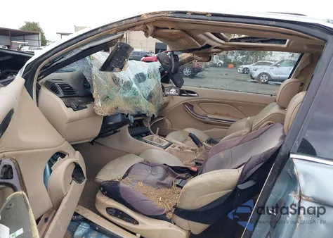 2002 BMW 325Ci из США, поврежденный, VIN WBABN33402JW52685